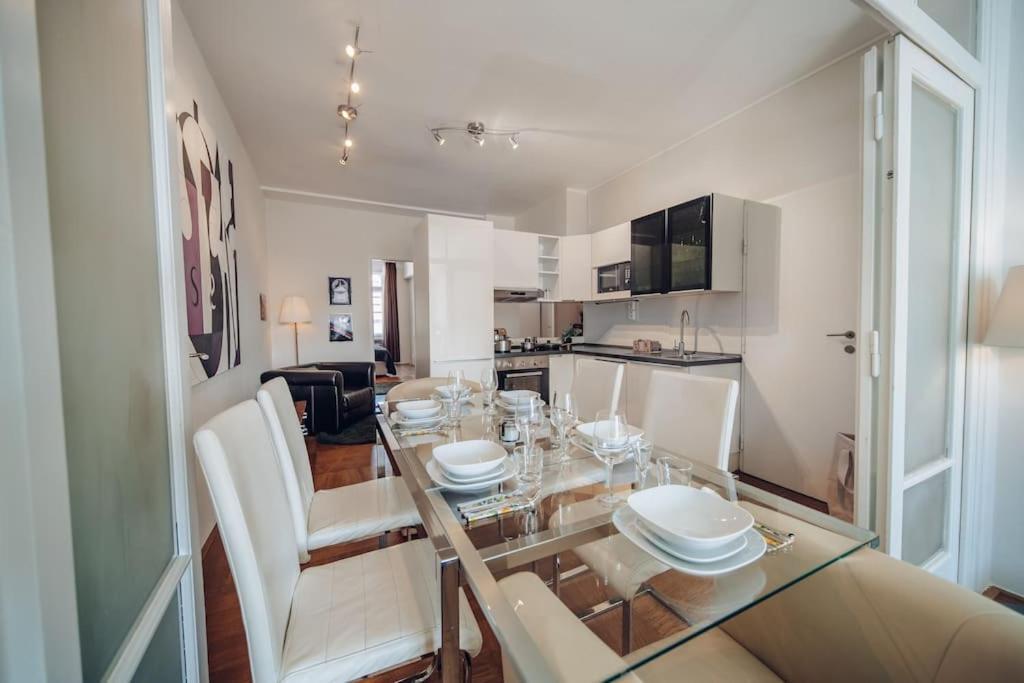 Downtown 2Bd Riverside Apartment Near Dancing House Praga Exterior foto